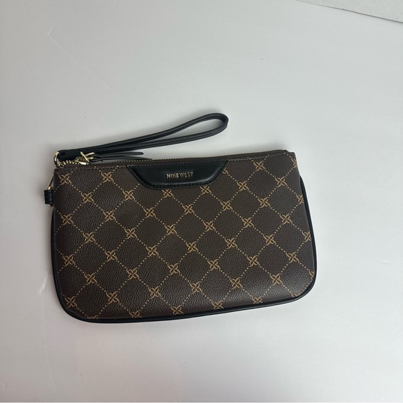 Nine West Pouch Style Faux Leather Tan Brown Wristlet Card Holder - Picture 2 of 15